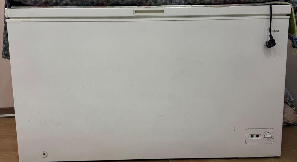 Морозильник в хорошпм состояний