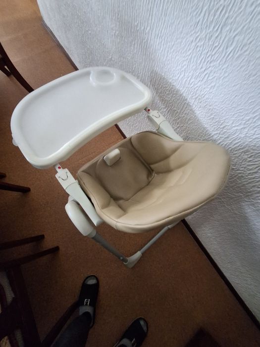 Детский стулчик для кормления