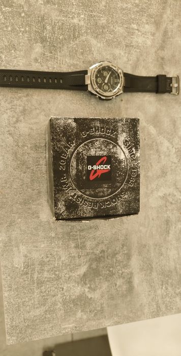 G-Shock solar GST-W110