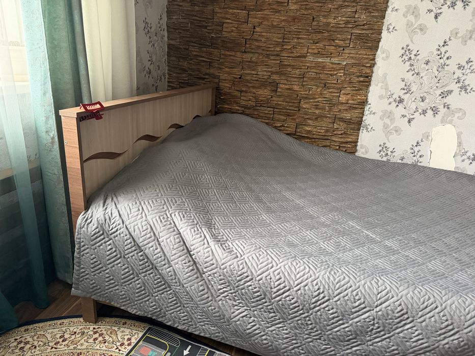 Кровать полуторка