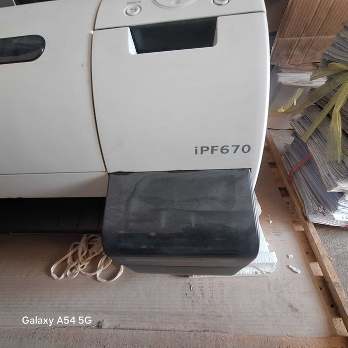 Цветной принтер Canon IPF 670
