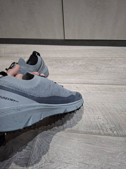 Чисто нови маратонки Craft