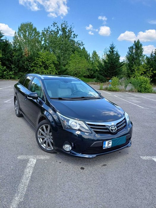 Toyota Avensis automata FULL
