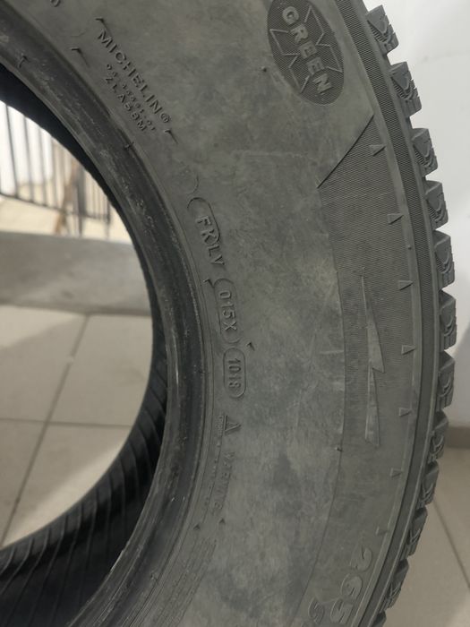 Зимние шины Мишлен 265/65/17