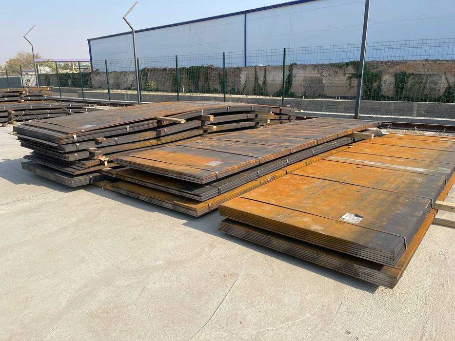 Листы горячекатаный новый