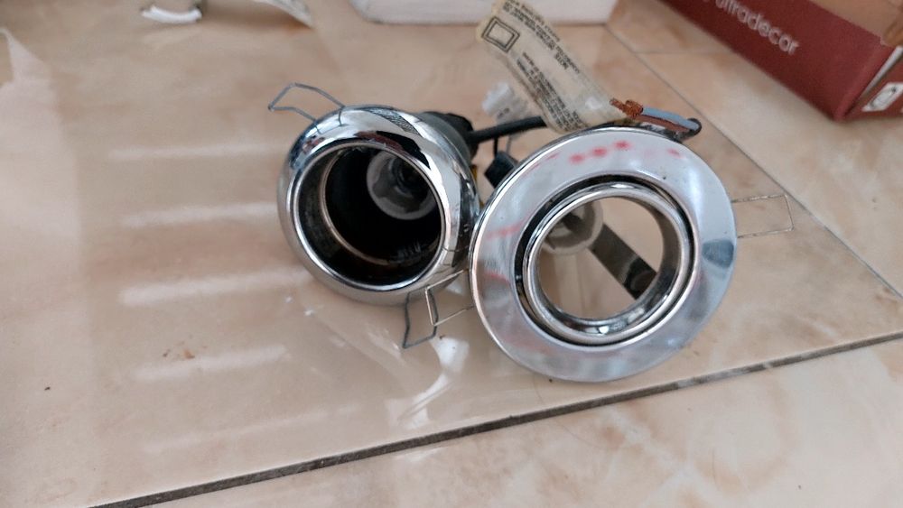 Споты отличного качества б/у