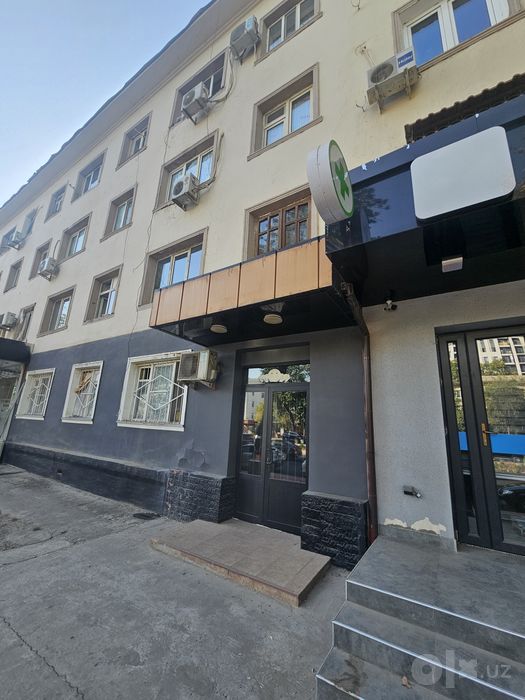 сдаётся нежилое помещения в улице шотаруставели перекрёсток братский