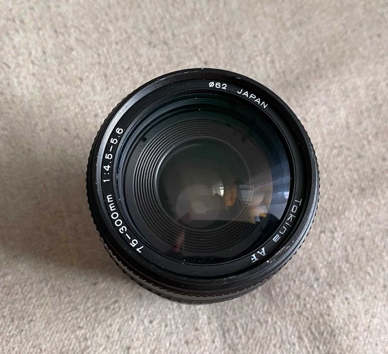Tokina AF 75 300mm f 4.5 5.6 obiectiv zoom Minolta A compatibil Sony A
