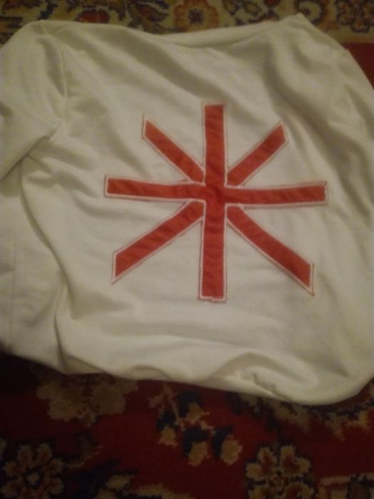 Продам кофты женские