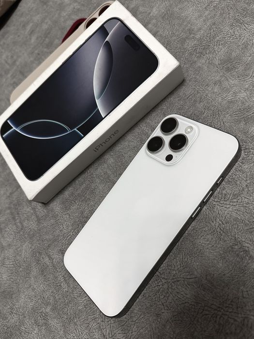 iPhone 16 Pro Max White Titanium