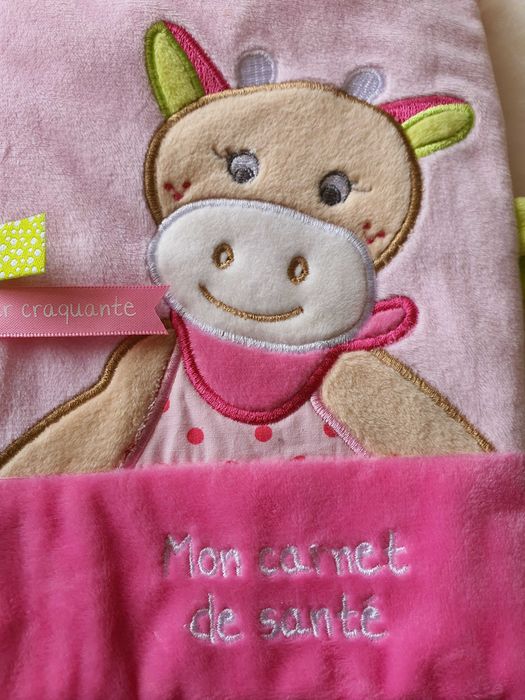 Coperta de carte din plus de la Baby Nat