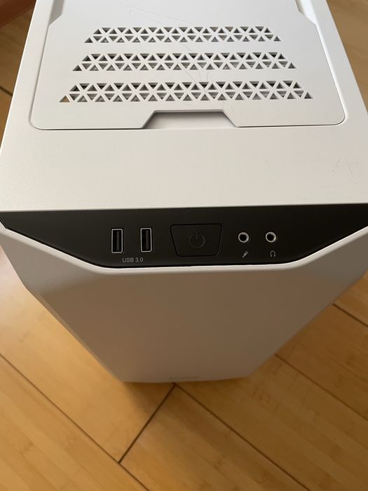 System rtx4070ti super Ryzen 9 9950x3d
