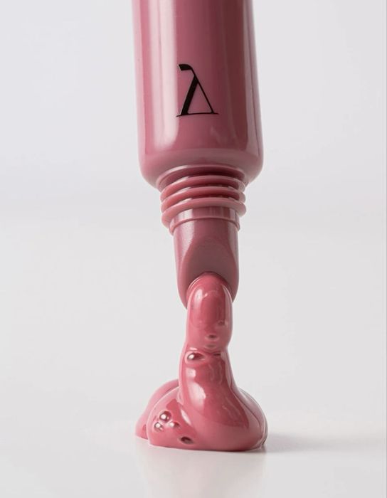 Yenges НОВ пептиден гланц за устни, cosmopolitan цвят