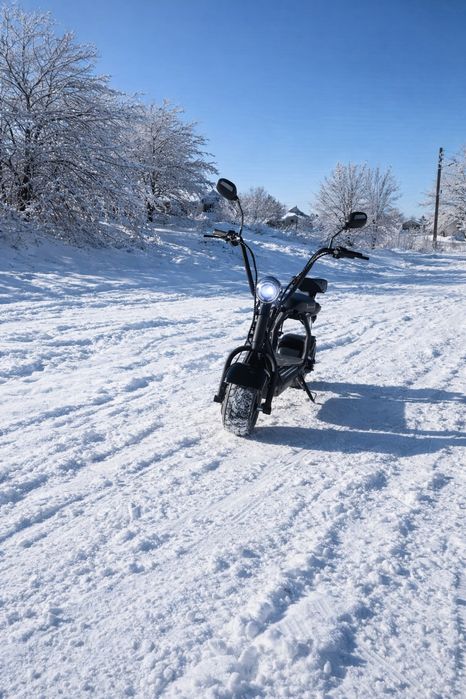 Vând scuter electric! Perfect funcțional.