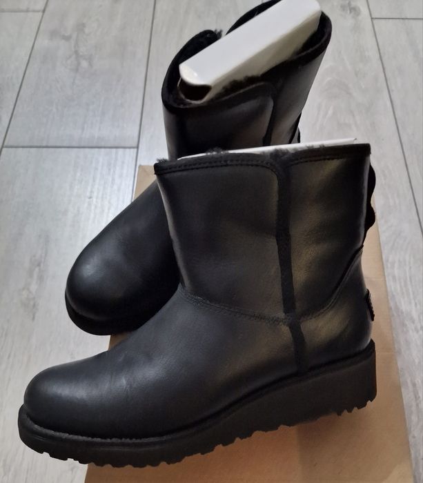 Ghete UGG nr.37 piele
