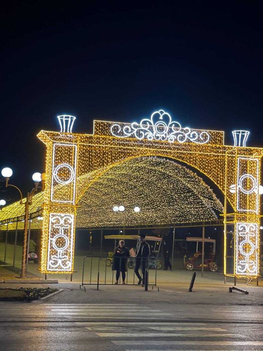 Новогодня елка 5м.10м.15м, 20м, 25м Гигант