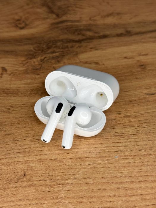 Наушники Airpods 4