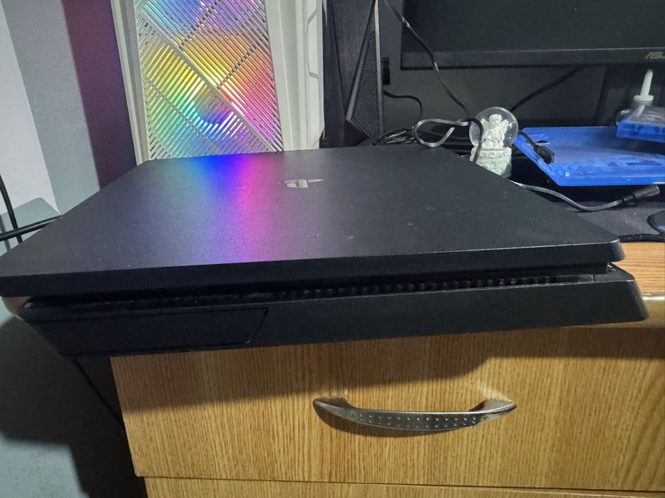Vand ps4 Slim Oferta Speciala