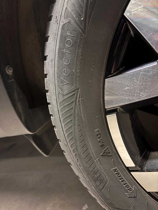4 anvelope Goodyear Vector 4seasons gen-3 215/60 r17 100h