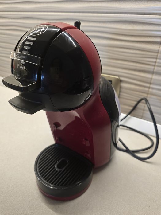 Vând espressor Dolce Gusto