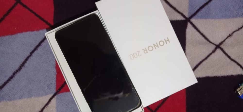 Honor 200 full box