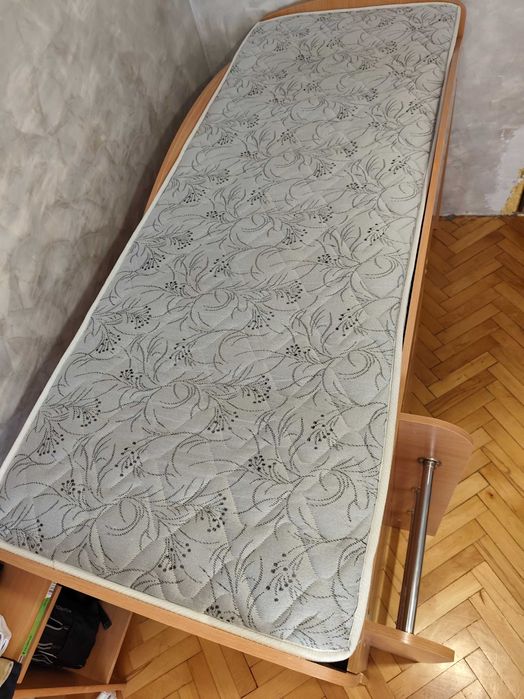 Двуетажно легло (детско)