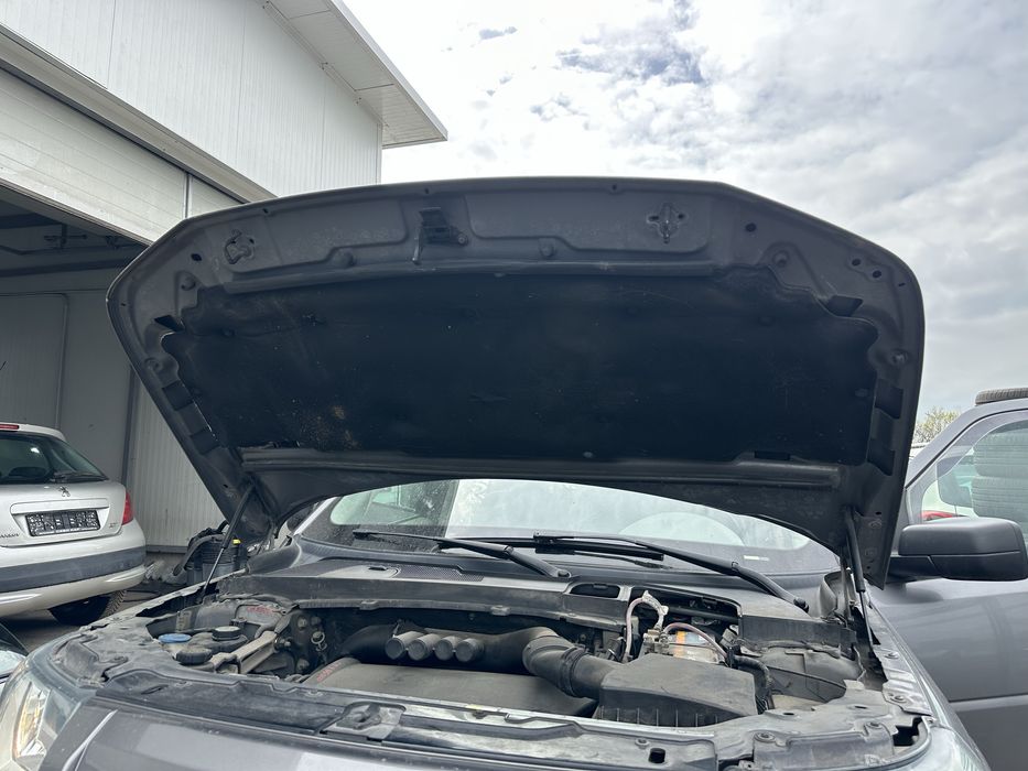 Преден капак за Land Rover Freelander 2