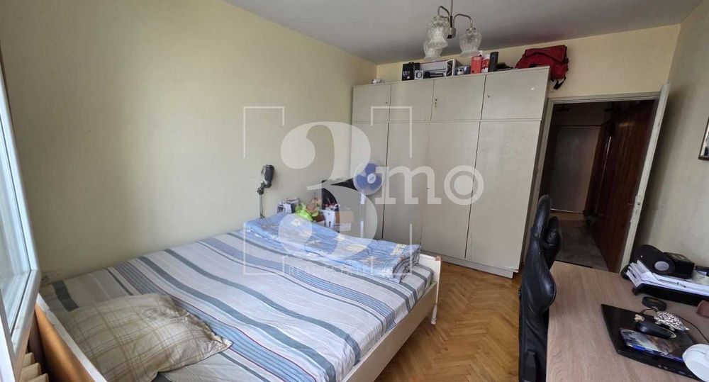 „3mo“ недвижими имоти продава тристаен апартамент в кв. Банишора