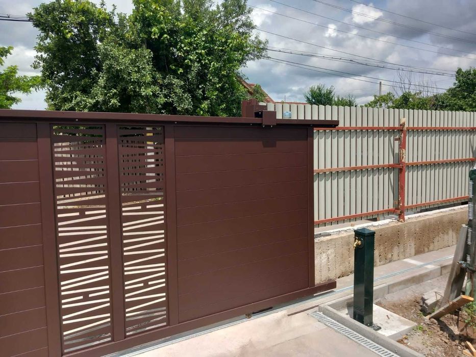 Портална, гаражна врата с плъзгане, порта