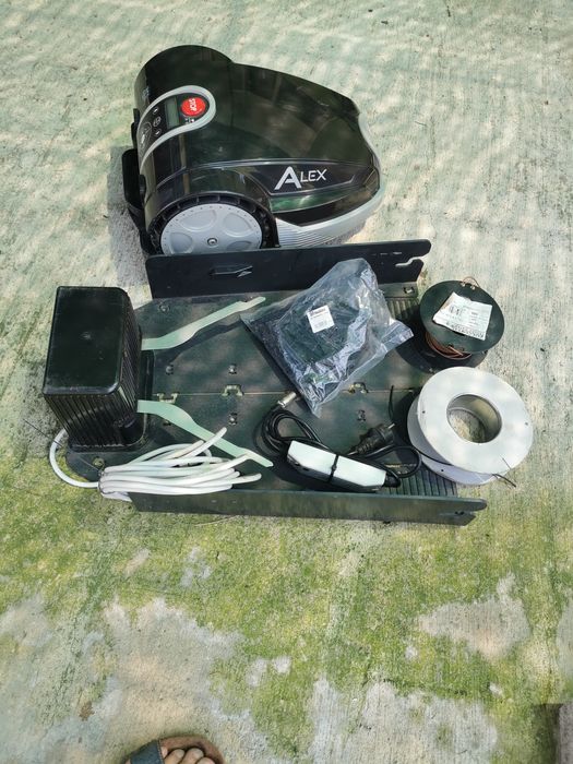 Косачка роботробот Ambrogio