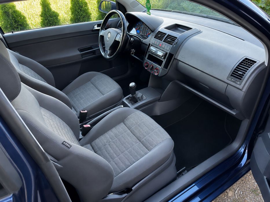 Volkswagen Polo 1.2 i / An 2007. 12 / Euro 4 / Climă / Recent adus din Germania !