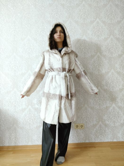 Шуба женская бобер норка.