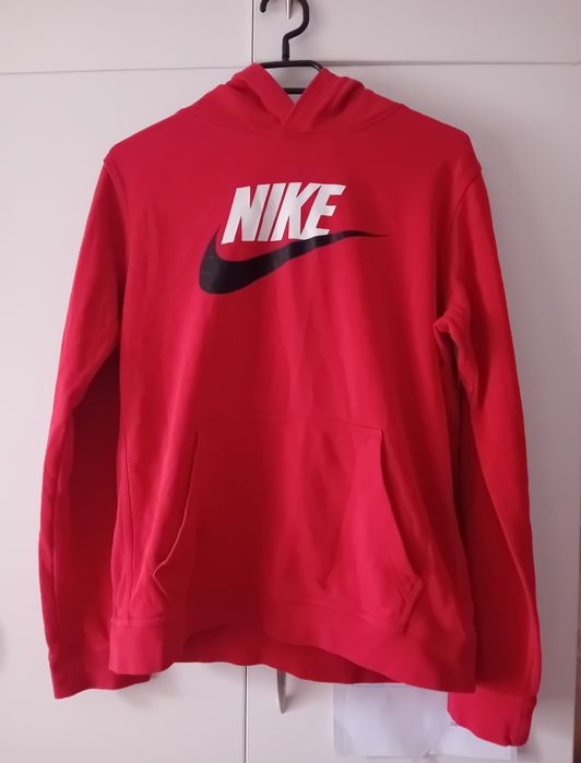 Червено худи Nike