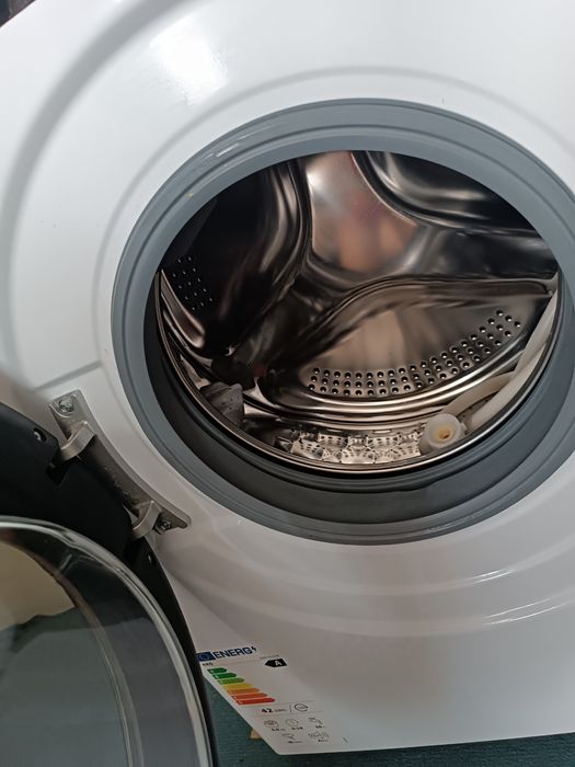 Продам стиральную машинку