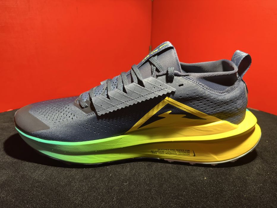 № 48.5 оригинални Nike ZoomX Zegama Trail 2 ShoeMag