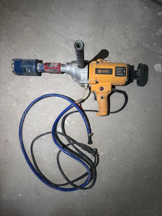 Аппарат алмазного сверления