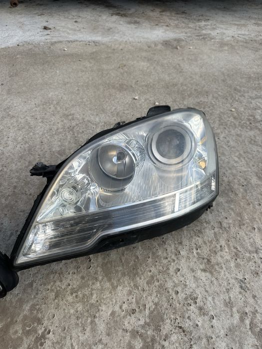 Фарове Mercedes benz ML W164 facelift фар ляв десен мерцедес мл в164