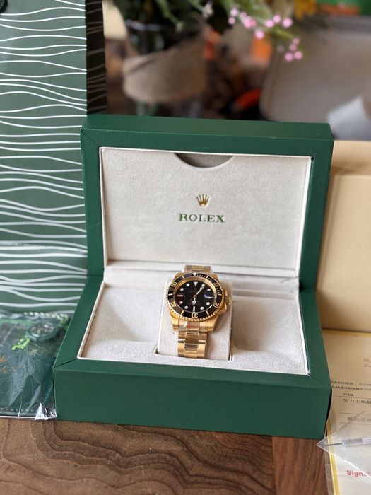 Rolex Submariner Gold And Black 41mm