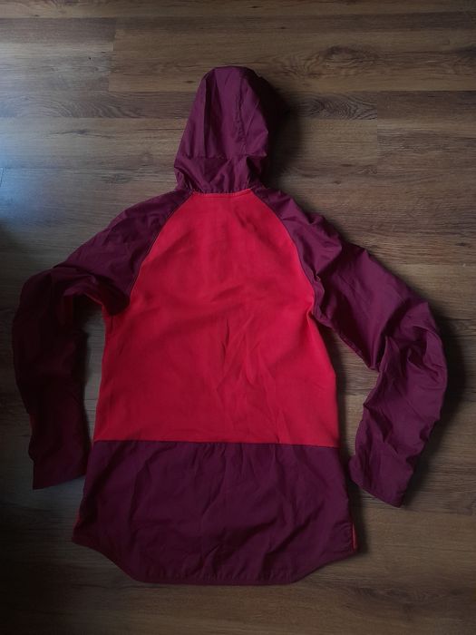 Nike мъжко яке S размер.