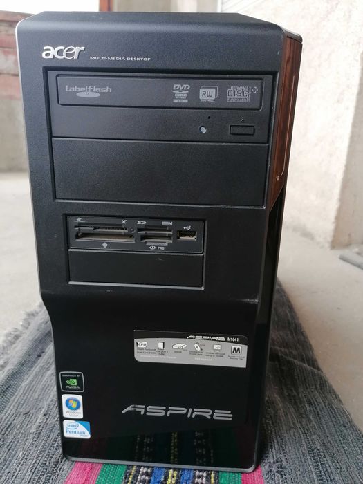 Настолен Компютър Acer Aspire M1641