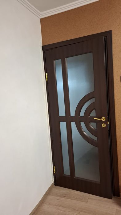 Usi interior  culoare wenge