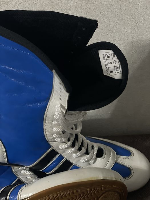 Профессиональная боксёрская обувь