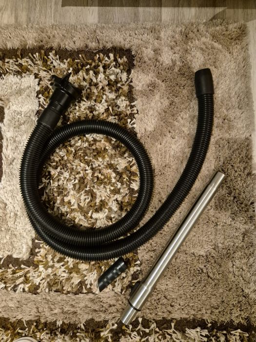 Aspirator Kirby Avalir 2 – ca nou, în garanție