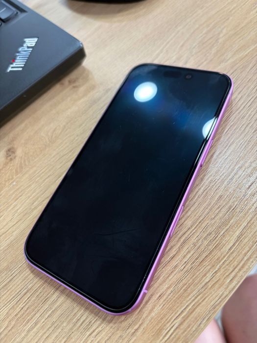 iPhone 16 pink + калъф