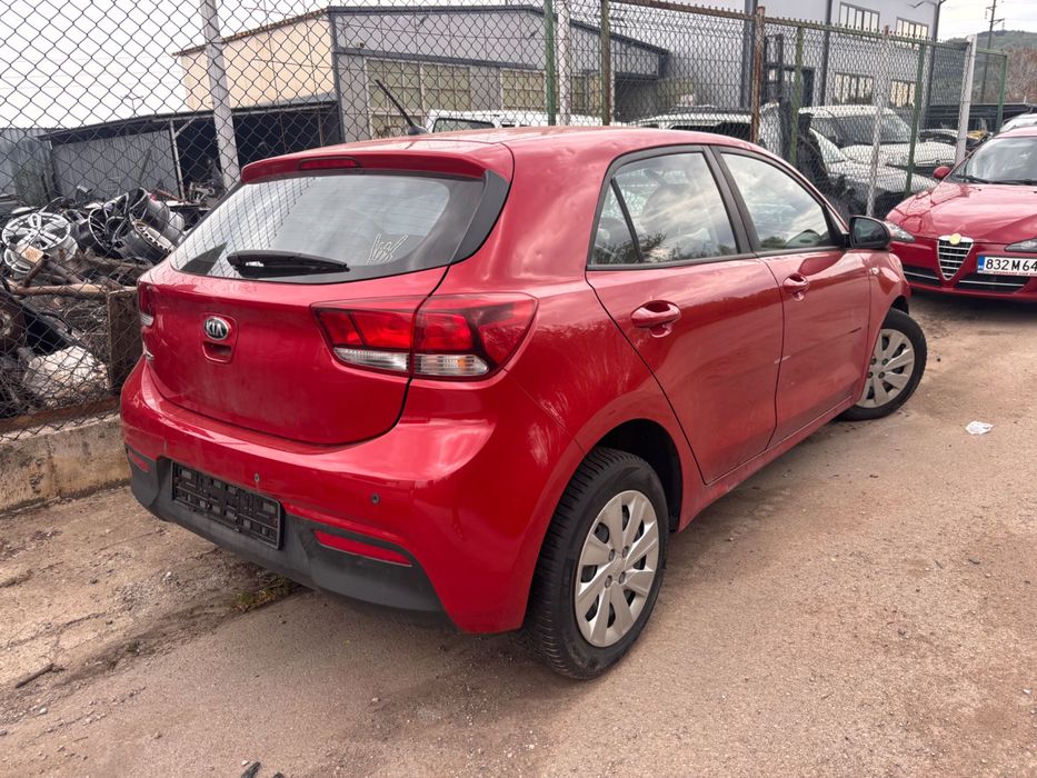 Kia Rio на части