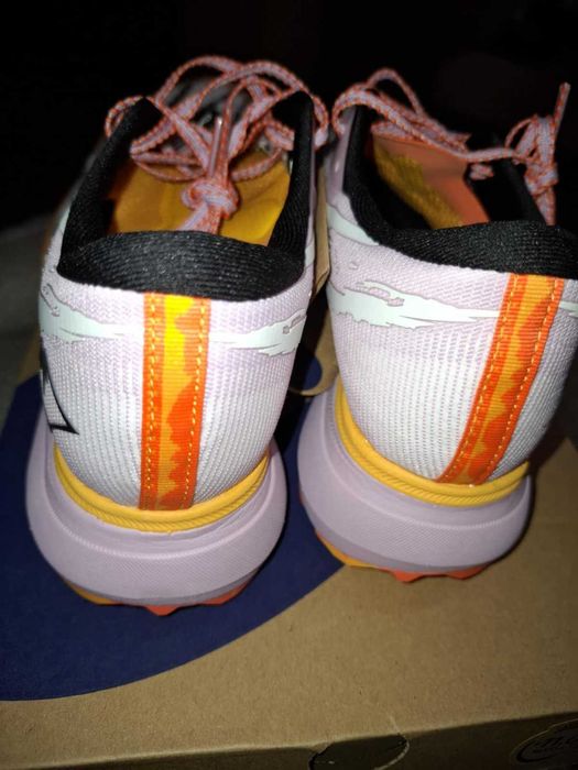 Нови маратонки за планинско бягане ASICS METAFUJI TRAIL