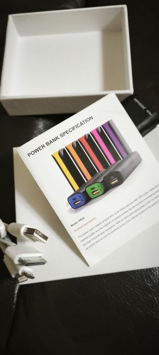 Mini baterie externa