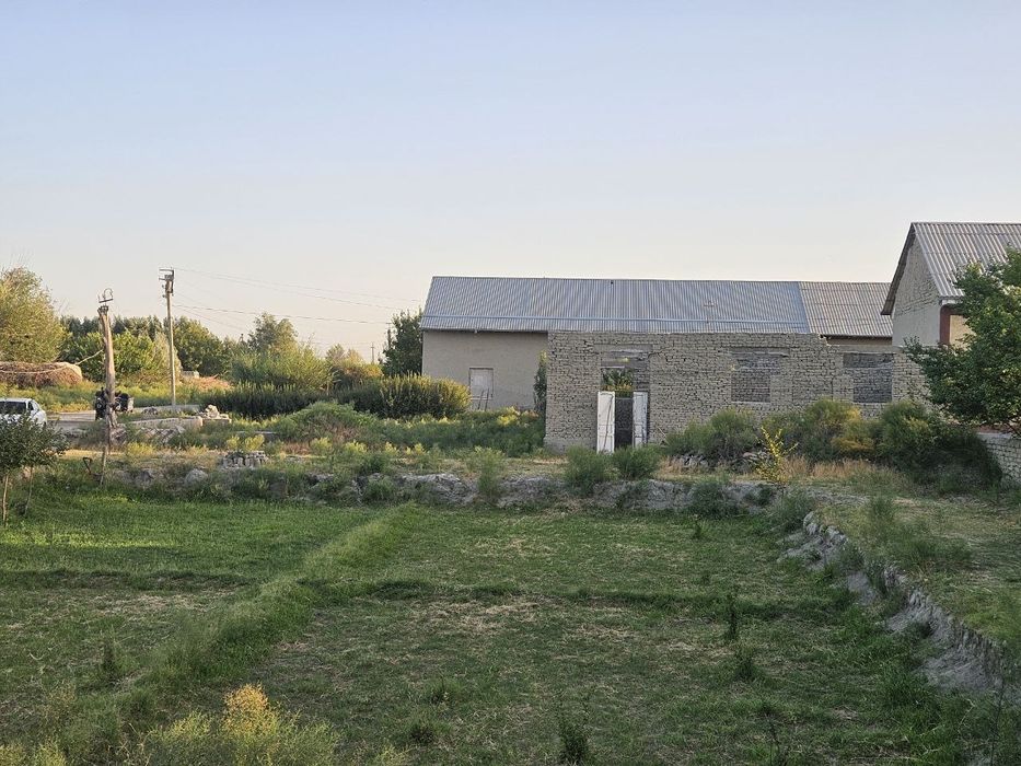 участка сотилади