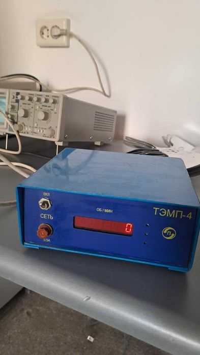 Электронный тахометр ТЭМП 4