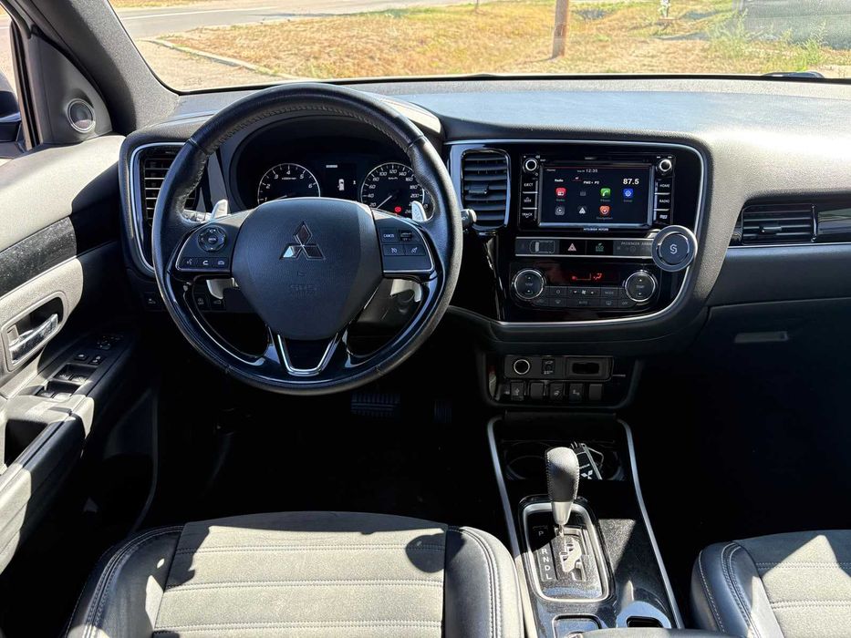 MITSUBISHI Outlander 2019 — imagine 5